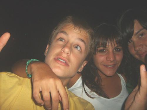 ASI ME GUSTA MIRAD A LA CAMARA ANA Y OLATZ, ANDRE QUE CHOVE